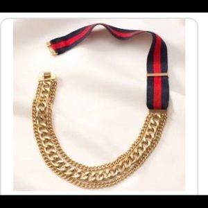 Tres Bien Stella & Dot Necklace